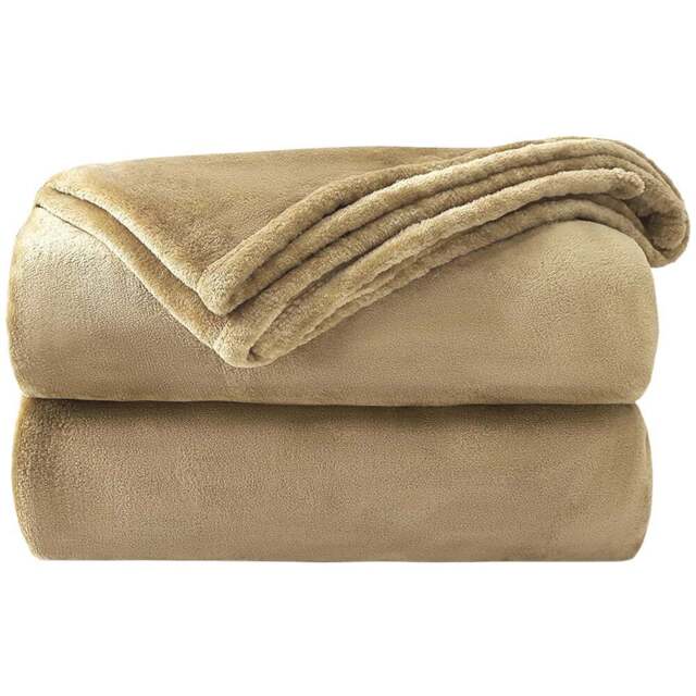 Velosso Mink Flannel Faux Mink Throw 150 x 200cm - Size: 150 x 200 x 1cm - Wilko - image 1