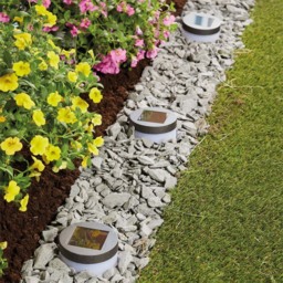 Luxform Avignon LED Solar Ground Light - Size: 9 x 9 x 12cm - Black - Wilko - thumbnail 3