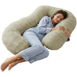 Sweet Dreams Alpine Beige Faux Fur Maternity Pillow 135 x 75cm - Size: 135 x 75 x 1cm - Beie - Wilko