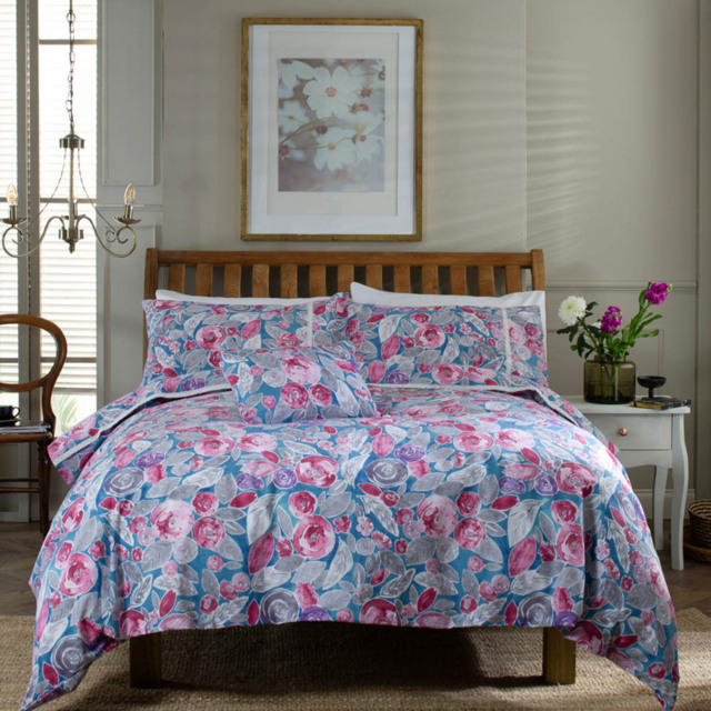 The Lyndon Company King Size Misty Blue Duvet Set with Cushion Cover - Grey - Wilko - image 1