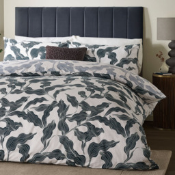 Hoem Super King Size Lauro Blue Printed 144 Thread Count Reversible Duvet Set - Wilko - thumbnail 4