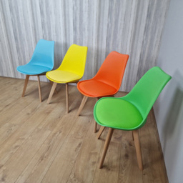 Kosy Koala Set of 4 Multicolour Plastic Dining Chair with Faux Leather Padded Seat - Wilko - thumbnail 6