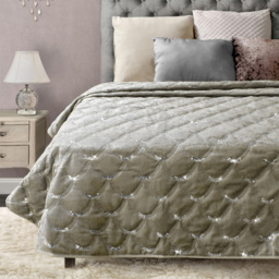 Velosso Natural Crushed Velvet Throw 95 x 200cm - Size: 95 x 200 x 1cm - Wilko - thumbnail 3