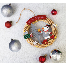St Helens Natural Colour Hanging Wicker Wreath with Snowman - Red - Wilko - thumbnail 6