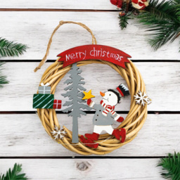 St Helens Natural Colour Hanging Wicker Wreath with Snowman - Red - Wilko - thumbnail 3