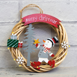 St Helens Natural Colour Hanging Wicker Wreath with Snowman - Red - Wilko - thumbnail 4