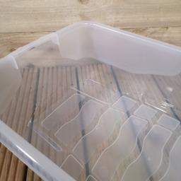 Samuel Alexander 42L Clear Under Bed Stackable Storage Box with Black Lid 4 Pack - Size: 80 x 18 x 39cm - White - Wilko - thumbnail 6