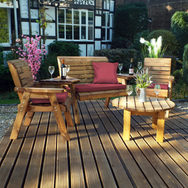 Charles Taylor 4 Seater Round Companion Seat with Red Cushions - Wilko - image 1