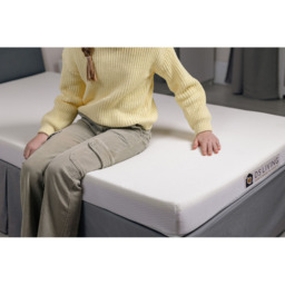 DS Living PureDream Single Orthopaedic Memory Foam Mattress 4 inch - White - Wilko - thumbnail 5