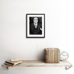 Wee Blue Coo Al Capone 1935 Mafia Chicago Gangster Photo Framed Wall Art Print 23 x 18cm - Size: 25.9 x 20.6 x 1.5cm - Black - Wilko - thumbnail 3
