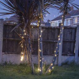 GardenKraft 200 Warm White LED Solar String Light - Size: 15 x 12.5 x 7.5cm - Multi - Wilko - thumbnail 4