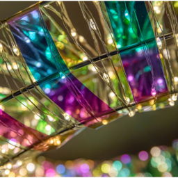 Samuel Alexander Iridescent Dream 600 Warm White LED Wreath 45cm - Size: 45 x 45 x 45cm - Wilko - thumbnail 7
