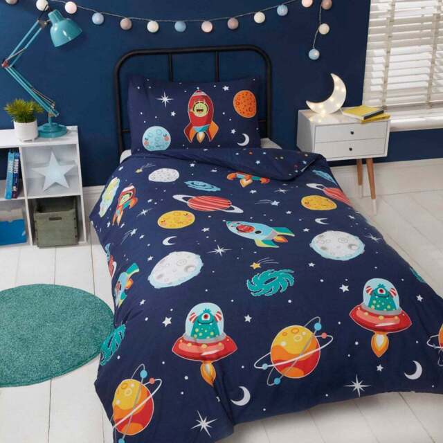 Rapport Home Space and Aliens Double Multicolour Duvet Set - Wilko - image 1