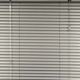 Aluminium Venetian Blind Silver 160 x 45cm - Size: W 45 x D 160cm - Wilko