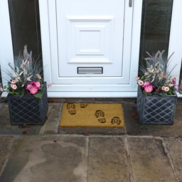 JVL Footprints Rubber Embossed PVC Coir Doormat 40 - Size: 40 x 60cm - JVL Homewares - Wilko - thumbnail 3