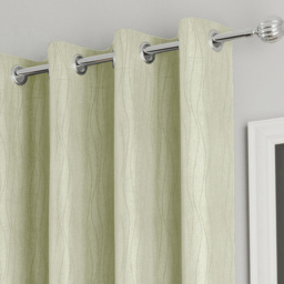 Enhanced Living Goodwood Green Embossed Wave Thermal Eyelet Curtain 168 x 137cm - Wilko - thumbnail 4