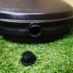 Samuel Alexander Black Water Filled Parasol Base 7L - Size: 35 x 16 x 45cm - Wilko - thumbnail 4