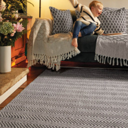 Hug Rug Warm Grey Woven Herringbone Rug 160 x 230cm - Wilko - thumbnail 3