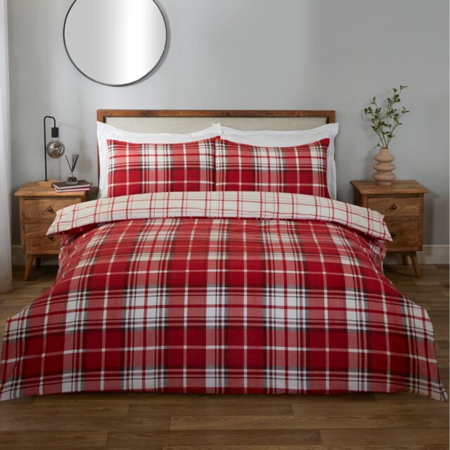 Balmoral Check Duvet Set Red King - Divante Finest - Wilko - image 1