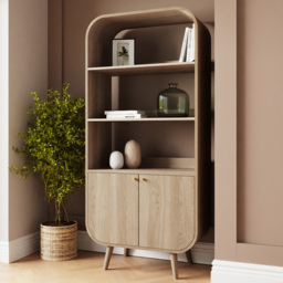 GFW Vionna 2 Door 3 Shelf Oak Mid Century Curved Display Unit - Size: 175 x 80.5 x 29cm - Wilko
