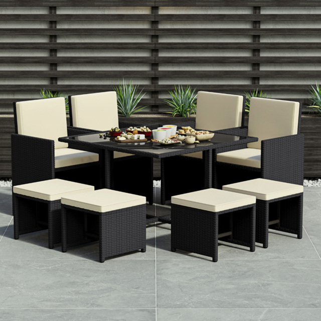 Garden Vida Cuba Rattan Effect 8 Seater Dining Set Black - Wilko - image 1