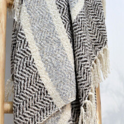 Allure Home Fashions Herringbone Grey Throw Blanket 150 x 200cm - Wilko - thumbnail 4