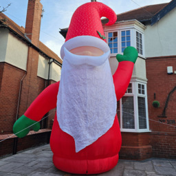 Samuel Alexander Gonk with Raised Arm Light Up Inflatable Christmas Decoration 20ft - Size: 600 x 600 x 600cm - Multi - Wilko