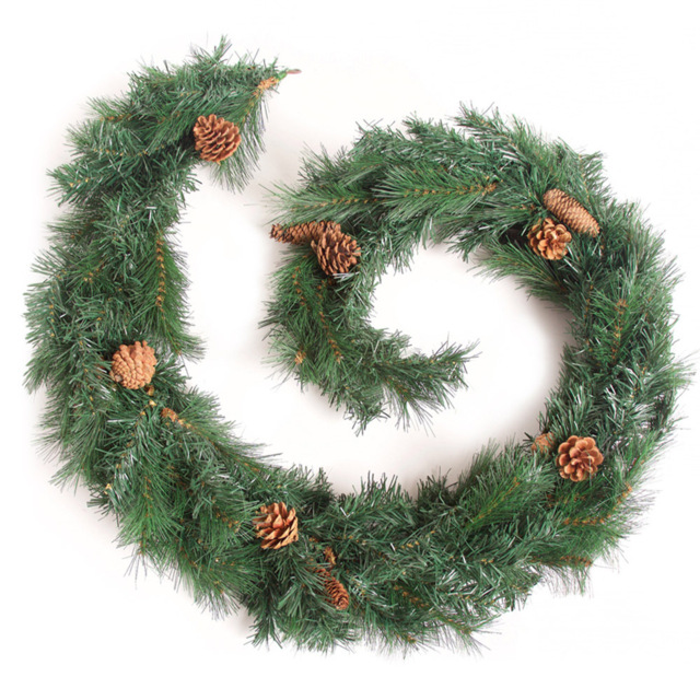 Best Artificial Christmas Garland with Colorado Pine and Spruce Tips 180cm - Green - Wilko - image 1