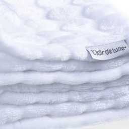 Clair de Lune Baby White Marshmallow Pram Blanket 90 x 70cm - Size: 0.5 x 70 x 90cm - Wilko - thumbnail 5