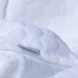 Clair de Lune Baby White Marshmallow Pram Blanket 90 x 70cm - Size: 0.5 x 70 x 90cm - Wilko - thumbnail 4