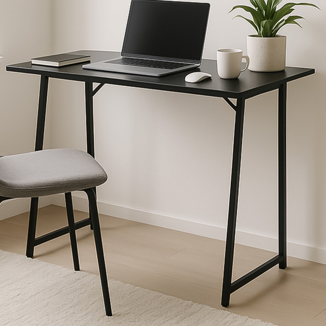 Harbour Housewares Deluxe Wooden Foldable Laptop Desk Black - Size: 59 x 80 x 12cm - Wilko - image 1