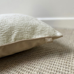 Belgravia Decor Cream Chenille Cushion 50 x 50cm - Size: 50 x 50 x 5cm - Wilko - thumbnail 4