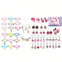 Jaoyeh Barbie Jewellery Christmas Advent Calendar - Size: 34 x 24 x 2.5cm - Pink - Wilko