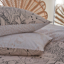 furn. Aurora Super King Size Pink Botanical Duvet Cover Set - Wilko - thumbnail 4