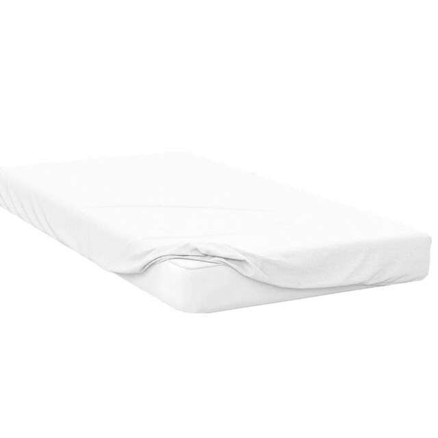 Serene Small Double White Fitted Bed Sheet - Wilko - image 1