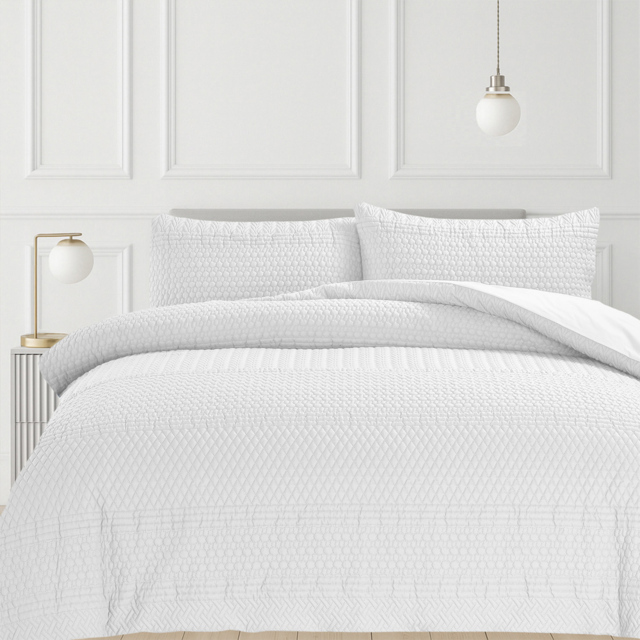 Velosso Double White Paloma Duvet Set - Wilko - image 1