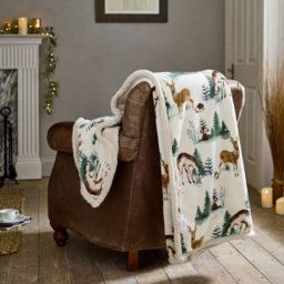 Deyongs Cream Winter Deer Throw 140 x 180cm - Wilko - thumbnail 3