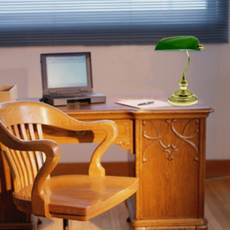 Innoteck Classic Bankers Green and Polished Brass Desk Lamp - Size: 47 x 27 x 19cm - Wilko - thumbnail 3