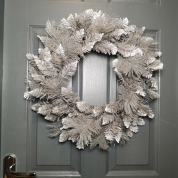 Premier Snow Tipped Silver Glitter Christmas Wreath 50cm - Size: 50 x 50 x 50cm - Wilko - thumbnail 7