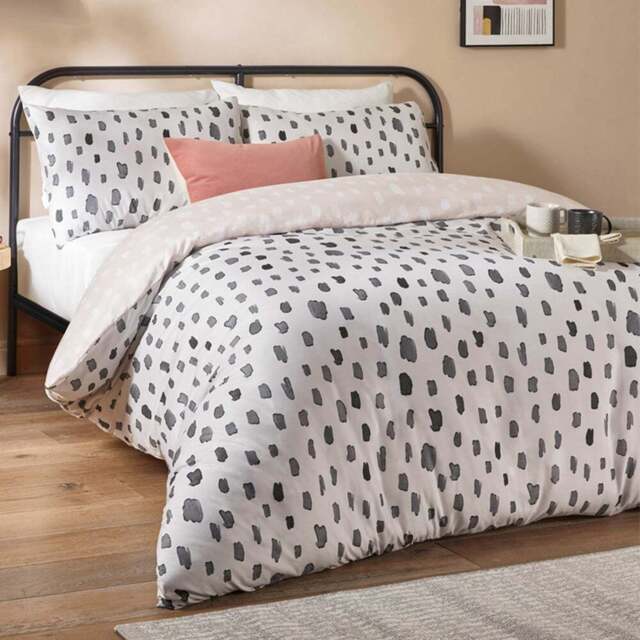 Duvet Day Robi Single Cream Printed Duvet Set - Wilko - image 1