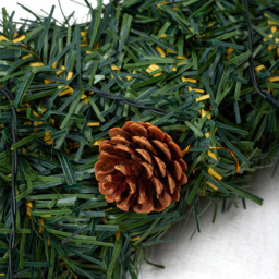 Living and Home LED Artificial Christmas Garland with Pine Needles 270cm - Size: 28 x 28 x 270cm - Green - Wilko - thumbnail 5