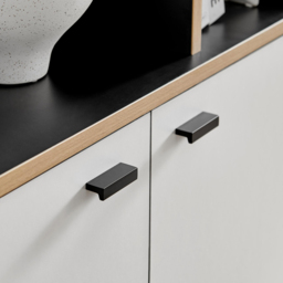 Furniturebox Billet 2 Door 2 Shelf Off White and Wood Effect Small Sideboard - Size: 39.6 x 87.4 x 39.6cm - Wilko - thumbnail 3