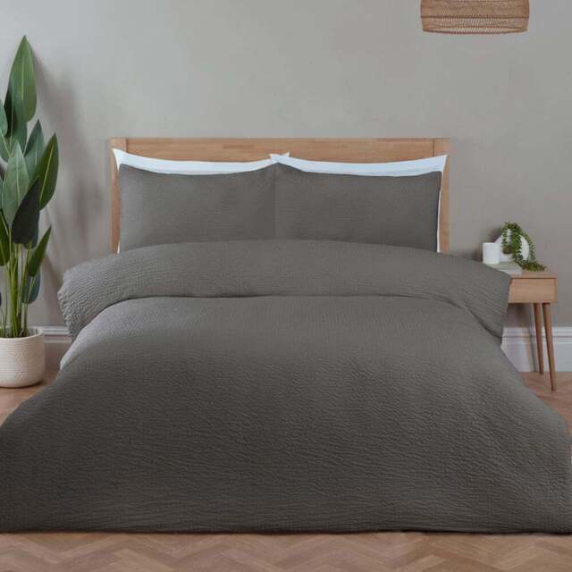 Seersucker Washable Duvet Set Charcoal Superking - Size: Super King - Divante - Wilko - image 1