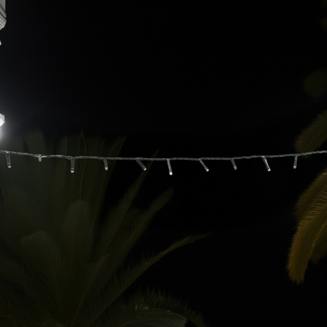 200 Classic Light Chain Cool White - White - Wilko - image 1