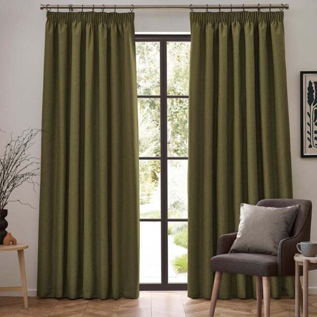 furn. Dawn Green Blackout Pencil Pleat Curtains 168 x 137cm - Size: 137 x 168 x 1cm - Wilko - image 1