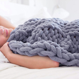 Living and Home Grey Hand Woven Chenille Blanket for Couch and Bed 60cm - Wilko - thumbnail 7