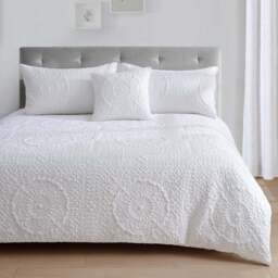 Velosso Winchester Super King Size White Duvet Set - Wilko - thumbnail 1
