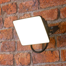 TCP 30W LED Floodlight with Screwless Connector - Size: 185.30 x 18.3 x 5.7cm - Black - Wilko - thumbnail 3