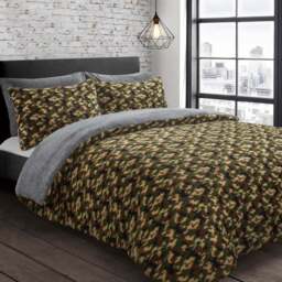 Velosso Double Camouflage Teddy Fleece Duvet Set - Green - Wilko - thumbnail 1