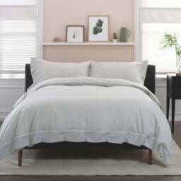 The Lyndon Company Southport Double Green and White Duvet Set - Multi - Wilko